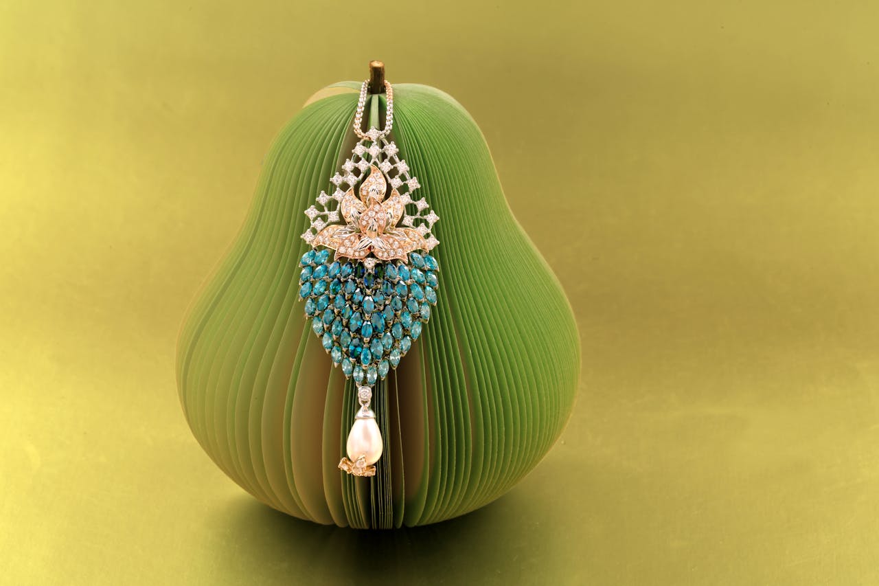 Andrea Vella Borg Wife Conceptual Jewellery Design